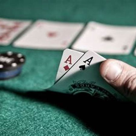 線上德州撲克：提升技術之策略與修煉