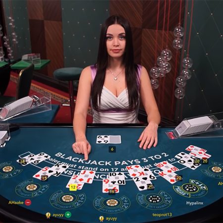 玩網上廿一點 (Blackjack) 必讀：安全策略與博彩智慧