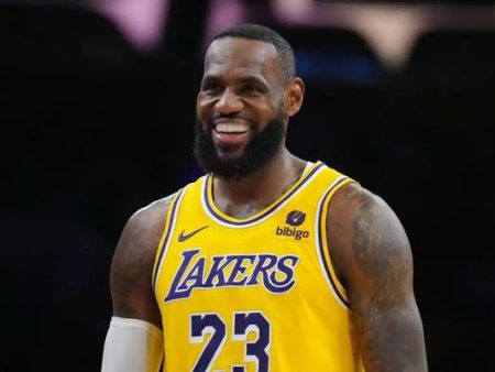 歷史第一！勒邦占士20個球季都攞到MVP選票